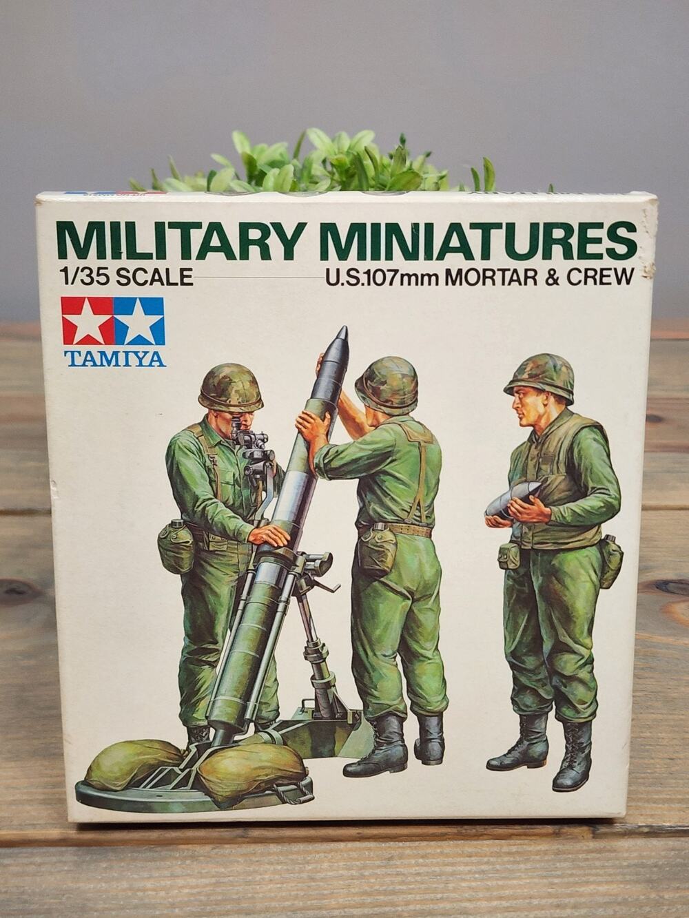 Vintage - Tamiya Military Miniatures 107mm Mortar w/Crew 1/35 scale